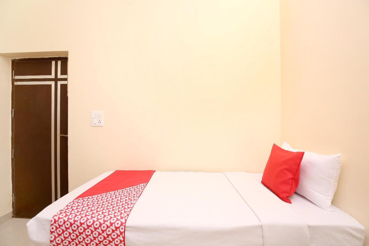 Oyo Flagship Armaan Resort Shāhpur Buitenkant foto